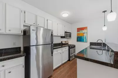 304 E 33rd Street #11, Austin, TX 78705 - Photo 7