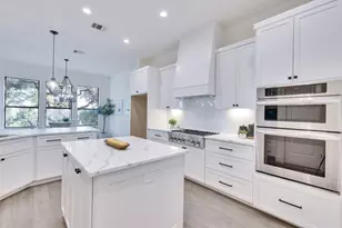 13601 Montview Dr, Austin, TX 78732 - Photo 13