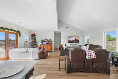 1759 Gotier Trace Road, Paige, TX 78659 - Photo 5