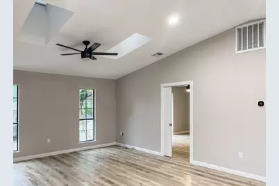 2401 Apple Valley Circle, Austin, TX 78747 - Photo 31