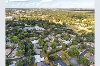 2401 Apple Valley Circle, Austin, TX 78747 - Photo 39