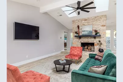 2401 Apple Valley Circle, Austin, TX 78747 - Photo 9