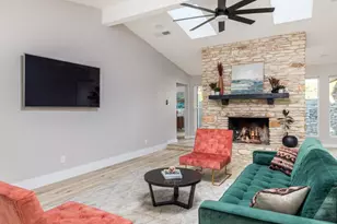 2401 Apple Valley Cir, Austin, TX 78747 - Photo 9