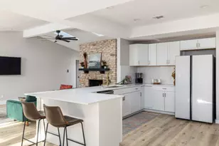 2401 Apple Valley Cir, Austin, TX 78747 - Photo 11