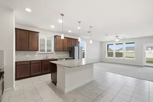 148 Isabella Wy, Liberty Hill, TX 78642 - Photo 5