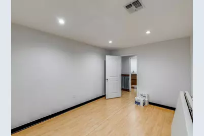 101 N Anthony Street, Hutto, TX 78634 - Photo 9