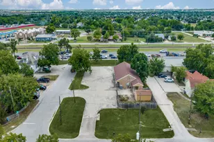 101 N Anthony St, Hutto, TX 78634 - Photo 13