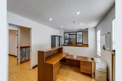 101 N Anthony Street, Hutto, TX 78634 - Photo 11