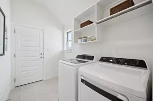 111 Mandeville Dr, Hutto, TX 78634 - Photo 23