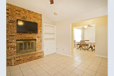 904 Norwell Lane, Pflugerville, TX 78660 - Photo 5