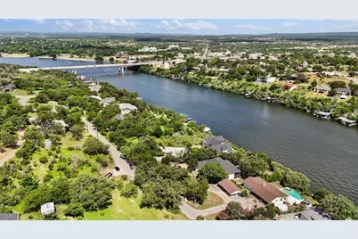 420 Los Escondidos, Marble Falls, TX 78654 - Photo 39