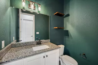 136 Greg Lane, Jarrell, TX 76537 - Photo 5