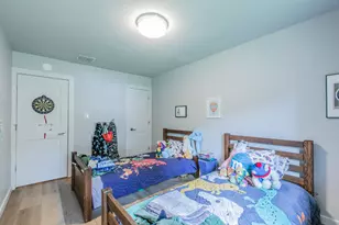 10243 Missel Thrush Dr, Austin, TX 78750 - Photo 15