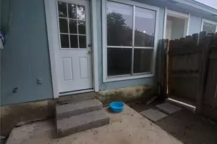 6909 Hyland Cir, Austin, TX 78744 - Photo 23