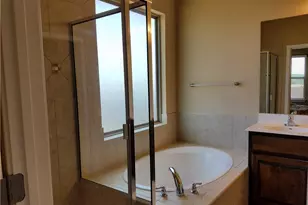 743 Easton Dr, San Marcos, TX 78666 - Photo 9