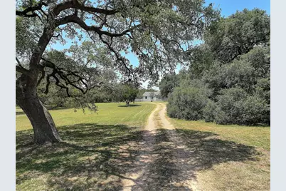 5715 Texas 159 Highway, La Grange, TX 78945 - Photo 3
