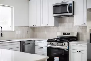 1762 Windy Park Cir, Round Rock, TX 78664 - Photo 13