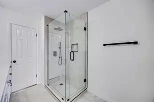 1762 Windy Park Cir, Round Rock, TX 78664 - Photo 23