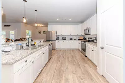 111 Tree Top Lane, Smithville, TX 78957 - Photo 11