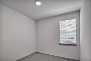 108 Windsor Blvd, San Marcos, TX 78666 - Photo 9