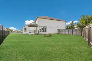 113 Cascia Cir, Liberty Hill, TX 78642 - Photo 31