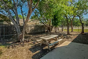 18631 Champions Cir, Lago Vista, TX 78645 - Photo 27