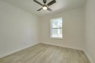 18631 Champions Cir, Lago Vista, TX 78645 - Photo 19