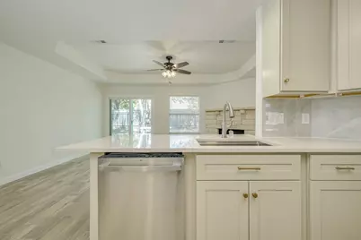 18631 Champions Circle, Lago Vista, TX 78645 - Photo 17
