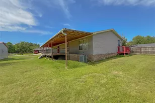845 Caldwell St, Lexington, TX 78947 - Photo 21