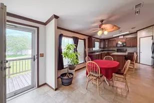 845 Caldwell St, Lexington, TX 78947 - Photo 5