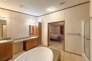 845 Caldwell St, Lexington, TX 78947 - Photo 9