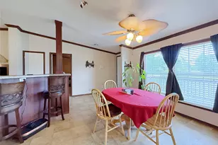 845 Caldwell St, Lexington, TX 78947 - Photo 3