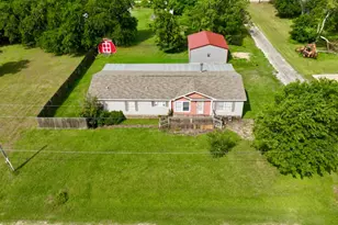 845 Caldwell St, Lexington, TX 78947 - Photo 27