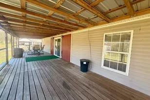 845 Caldwell St, Lexington, TX 78947 - Photo 37