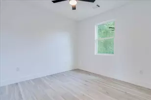 1215 Howard St, Taylor, TX 76574 - Photo 31