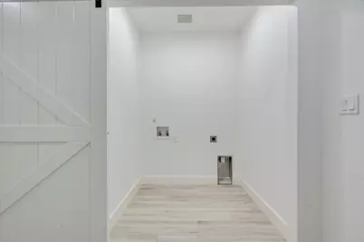 1215 Howard Street, Taylor, TX 76574 - Photo 33