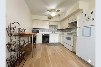 4511 Avenue B #B, Austin, TX 78751 - Photo 3