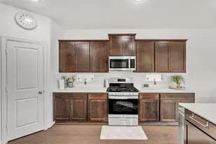 111 Fortuna Ct, Liberty Hill, TX 78642 - Photo 15