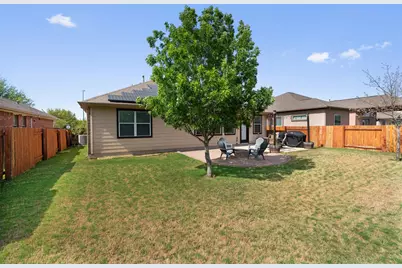 11737 Voelker Reinhardt Way, Manor, TX 78653 - Photo 29