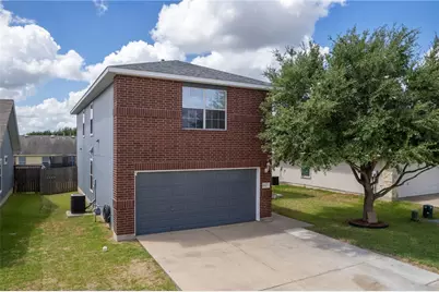 18425 Crestwind Lane, Elgin, TX 78621 - Photo 13