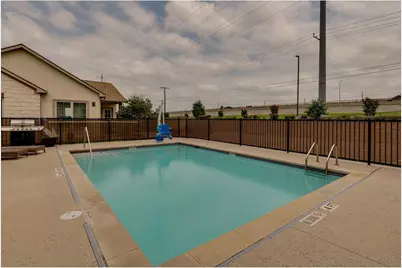 2400 Louis Henna Boulevard #301, Round Rock, TX 78664 - Photo 17