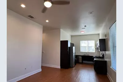 2400 Louis Henna Boulevard #301, Round Rock, TX 78664 - Photo 7