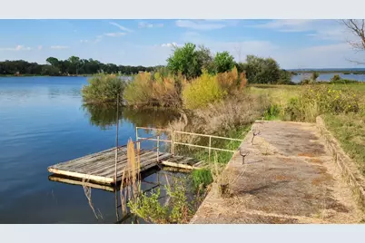 321 Bluebriar Lane, Buchanan Dam, TX 78609 - Photo 13