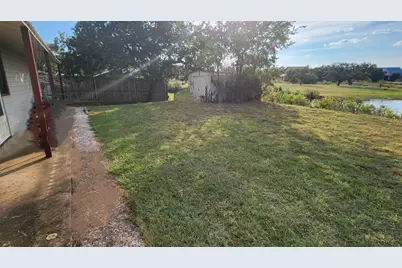 321 Bluebriar Lane, Buchanan Dam, TX 78609 - Photo 7