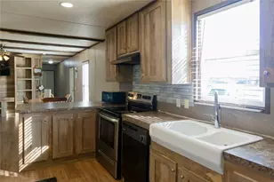 205 Arrowhead Cv, Kyle, TX 78640 - Photo 7