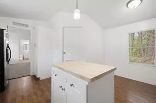 301 Porter Rd, Bastrop, TX 78602 - Photo 7