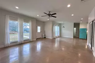 124 Pine Path, Bastrop, TX 78602 - Photo 5
