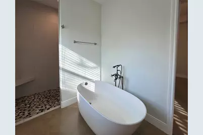 124 Pine Path, Bastrop, TX 78602 - Photo 11