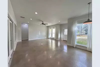 124 Pine Path, Bastrop, TX 78602 - Photo 5