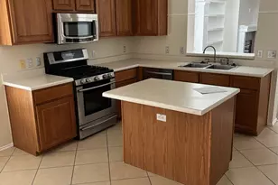 1403 Haley Gray Dr, Pflugerville, TX 78660 - Photo 11